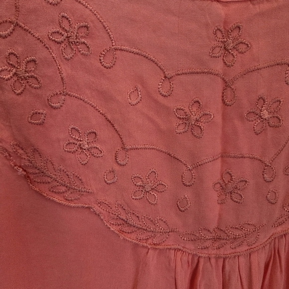 ⭐️Vera Moda Peach Embellished Relaxed Tank Top Size Med - Picture 4 of 8